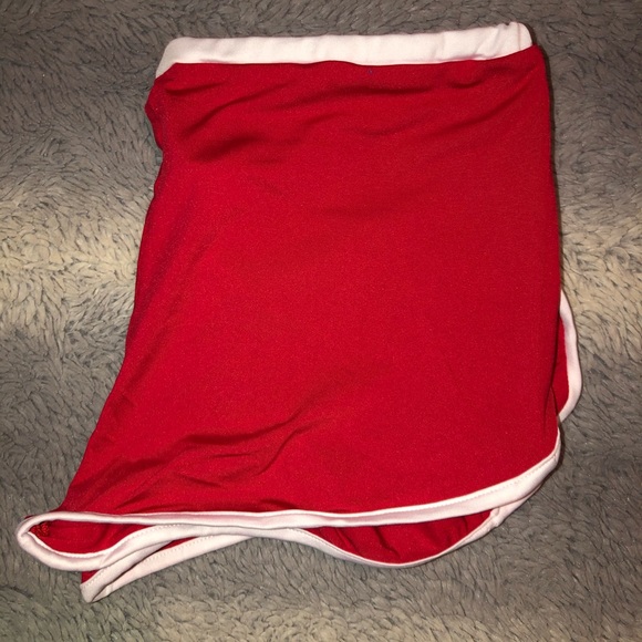 🌟 Low Waist Scrunch Butt Brazilian Yoga Shorts - Picture 4 of 9